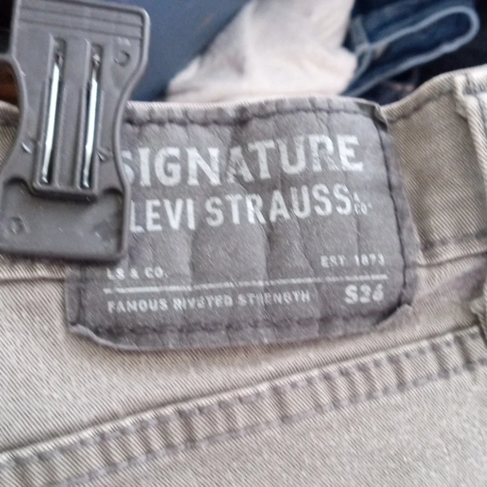 Signature Levi Strauss gray jeans pants Slim size 26 - Picture 6 of 6